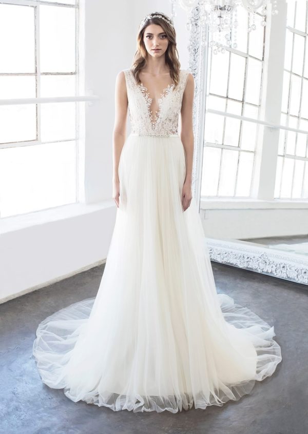 The Best Wedding Dress Color for Pale Skin - Winnie Couture